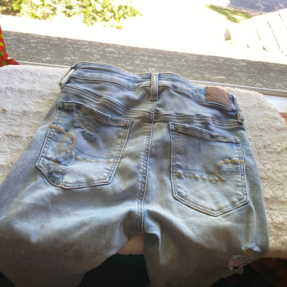 NWT American Eagle super stretch distressed jeans - Picture 6 of 8